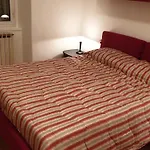 Flowers House - La Casa Dei Fiori Appartamento