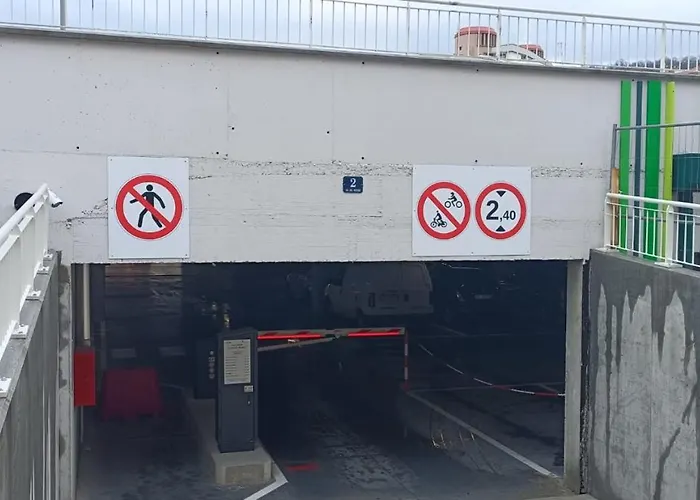 Flowers House - La Casa Dei Fiori Apartment Trieste