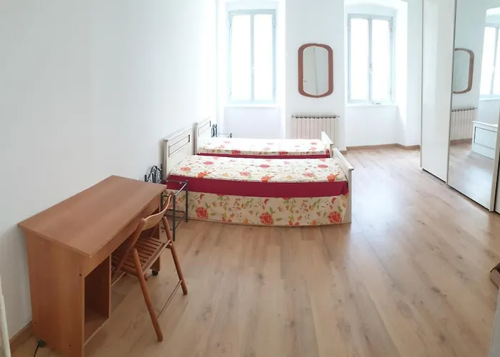 Flowers House - La Casa Dei Fiori Apartment Trieste