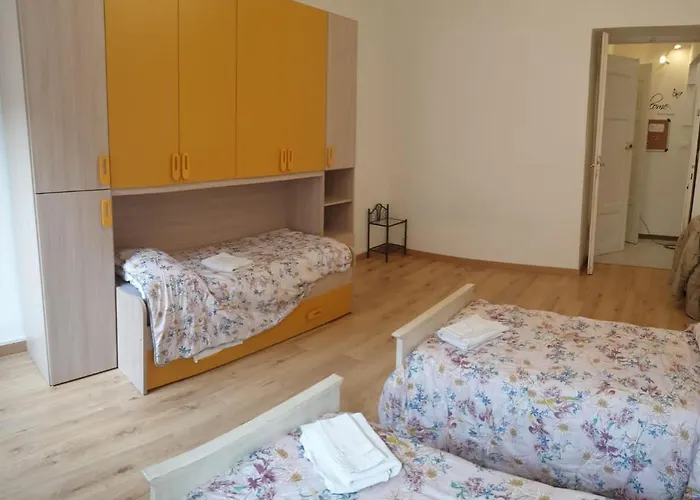 Flowers House - La Casa Dei Fiori Appartement Trieste